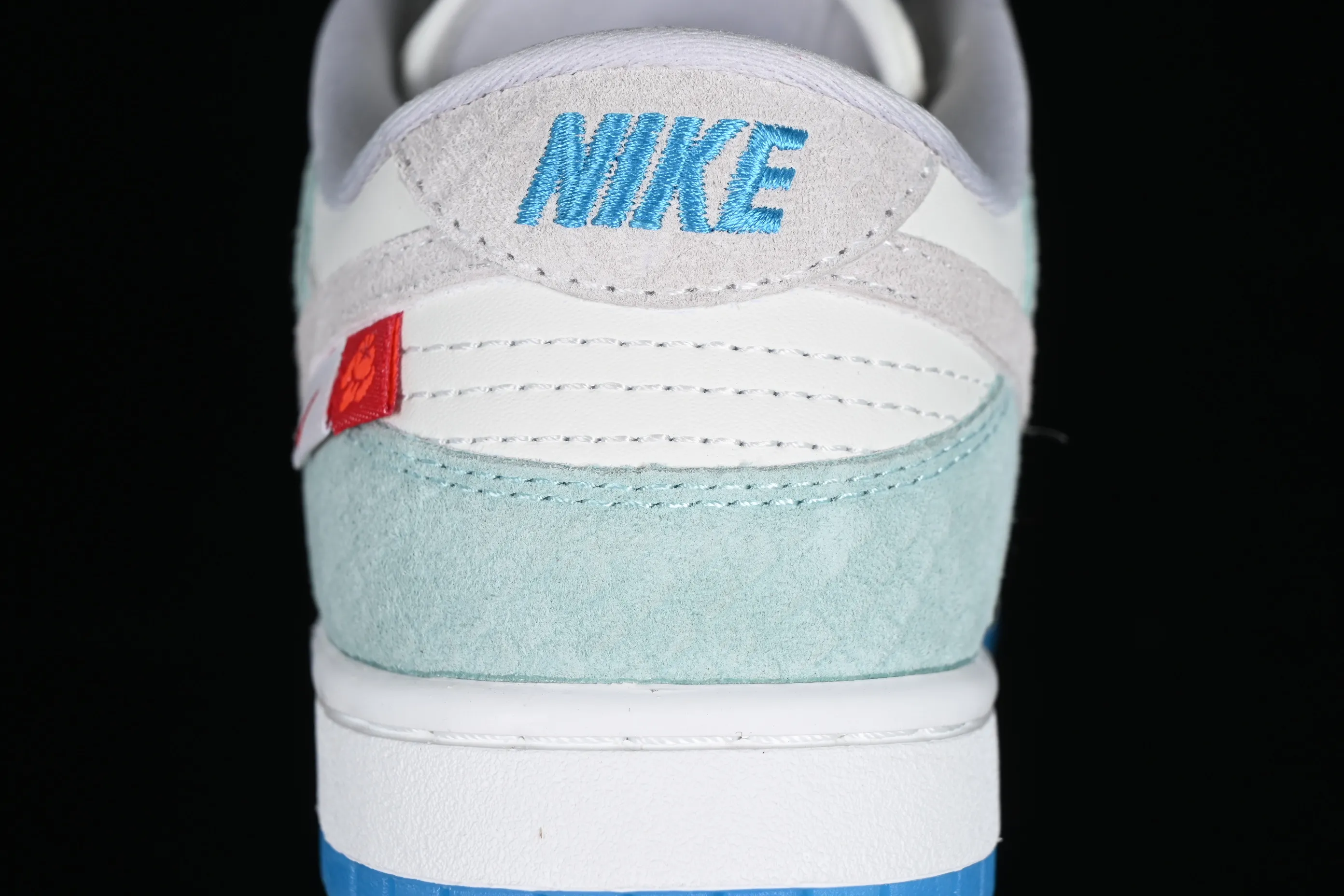 All categories Nk SB Dunk series Nk SB Dunk Low low-top sneakers N version Nk Dunk Low 2024 Year of the Dragon customized SB low-top casual sneakers FZ5065-111